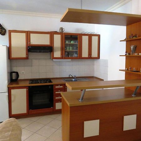 Apartments Party Новалья Экстерьер фото